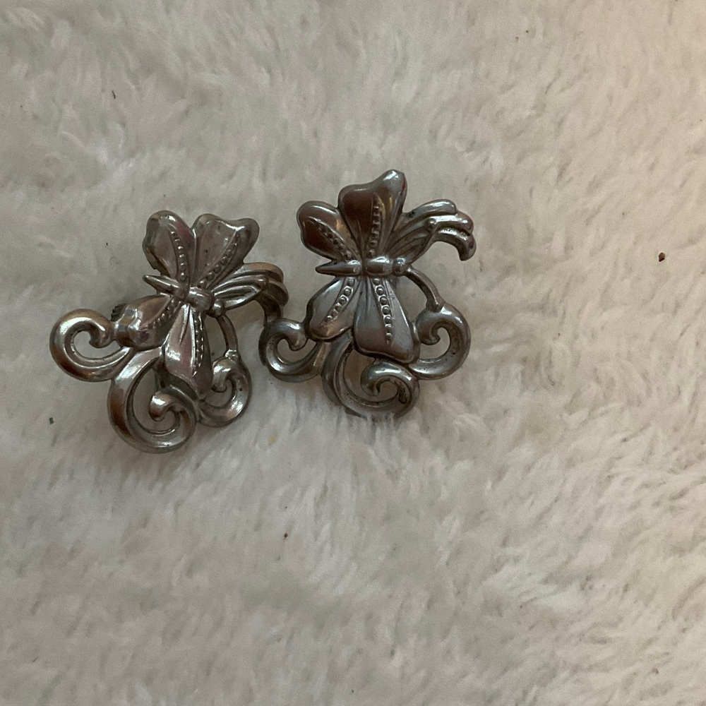 Elegant Silver Bow Earrings